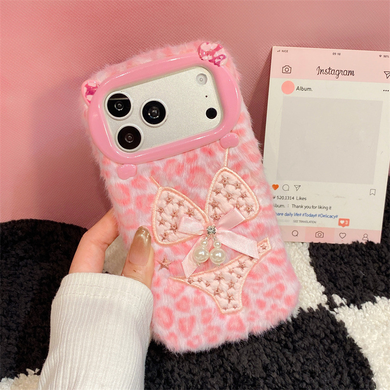Чехол-накладка Pearl Bikini De – обзор и цена Apple Iphone 16